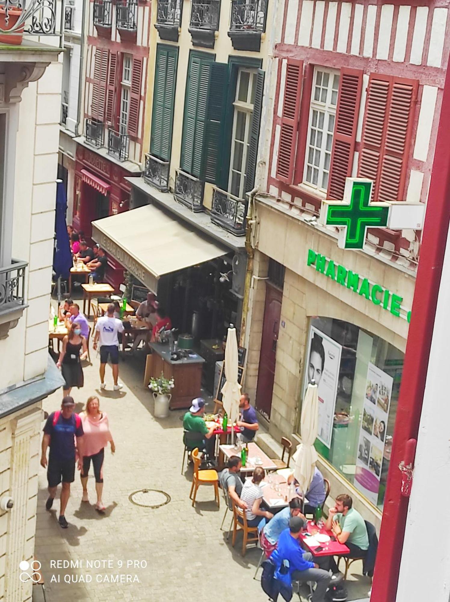 Carre Des Halles Centre Historique Apartment บาย็อนน์ ห้อง รูปภาพ